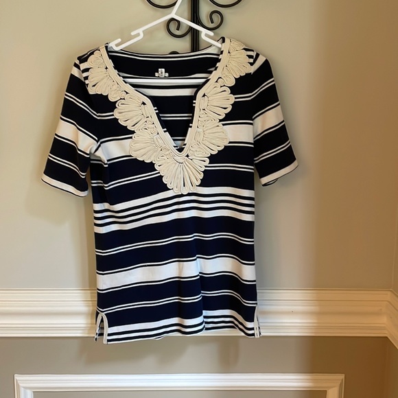J.Crew top with detailed collar size XXS navy abs white - Picture 1 of 8
